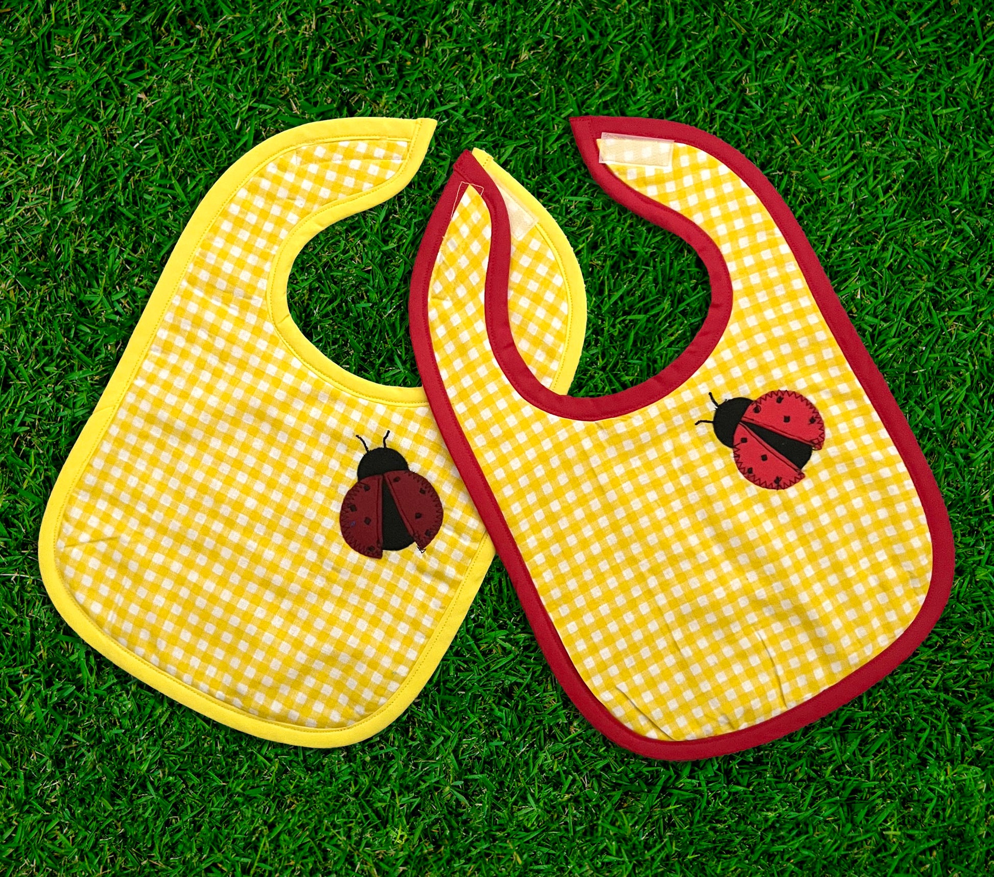 baby bib with ladybug on a yellow gingham fabric, 100% cotton baby bib, 100% cotton terrycloth baby bib, ladybug bib, velcro bib, gingham baby bib, gingham bib